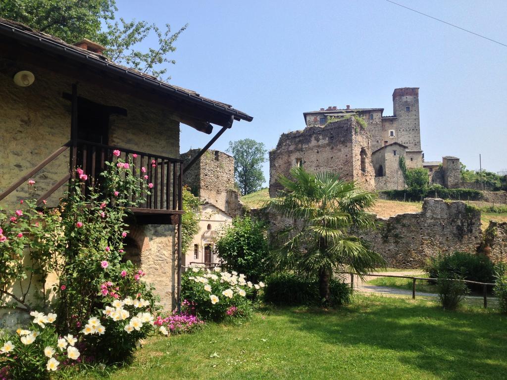 Agriturismo Famiglia Al Castello Di Bagnolo Bagnolo Piemonte Pokoj fotografie