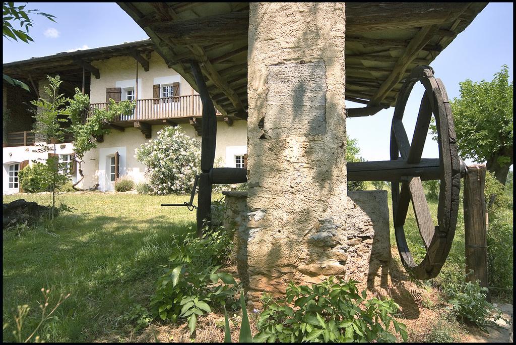Agriturismo Famiglia Al Castello Di Bagnolo Bagnolo Piemonte Pokoj fotografie
