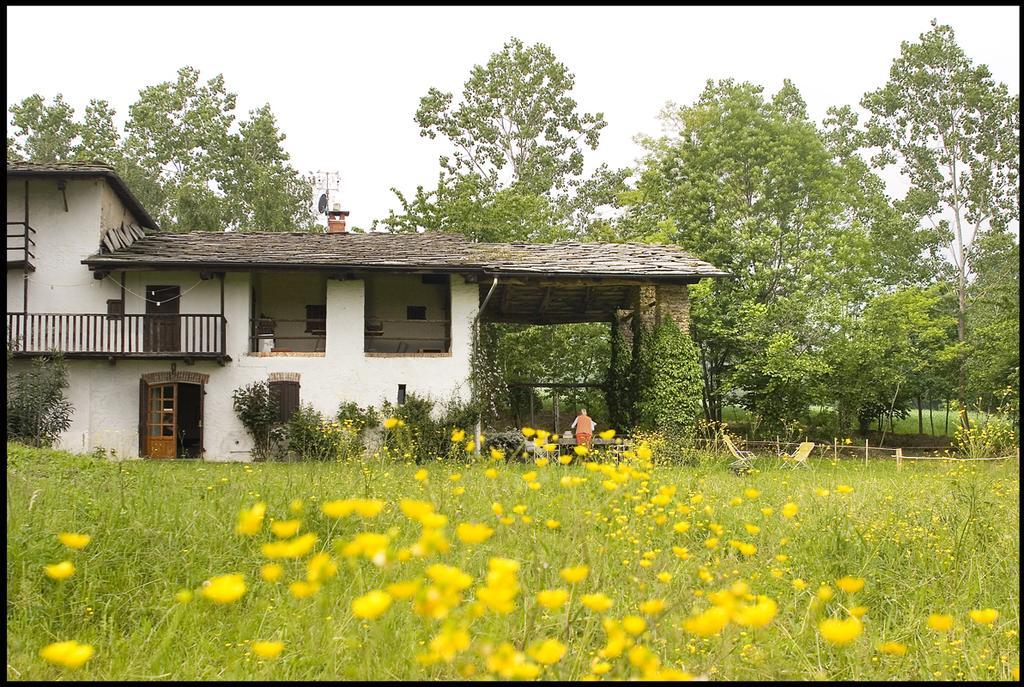Agriturismo Famiglia Al Castello Di Bagnolo Bagnolo Piemonte Pokoj fotografie