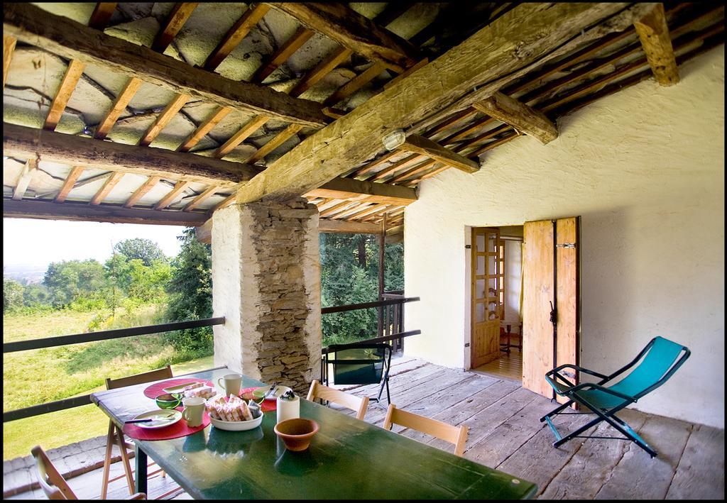 Agriturismo Famiglia Al Castello Di Bagnolo Bagnolo Piemonte Pokoj fotografie